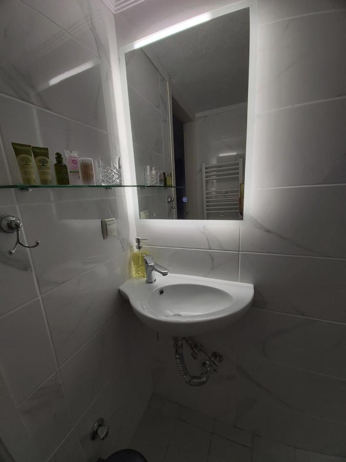 Lux Apartment Downtown Серрес Екстер'єр фото
