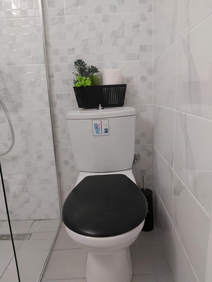 Lux Apartment Downtown Серрес Екстер'єр фото