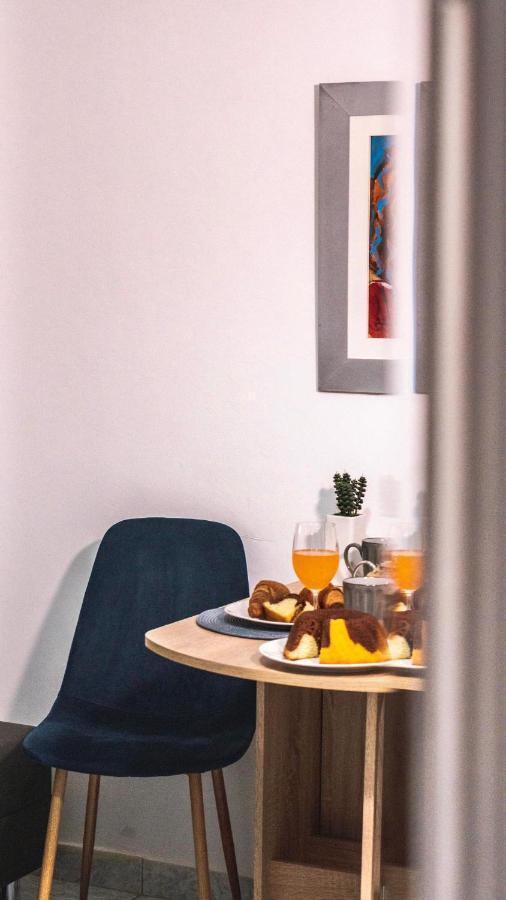 Lux Apartment Downtown Серрес Екстер'єр фото